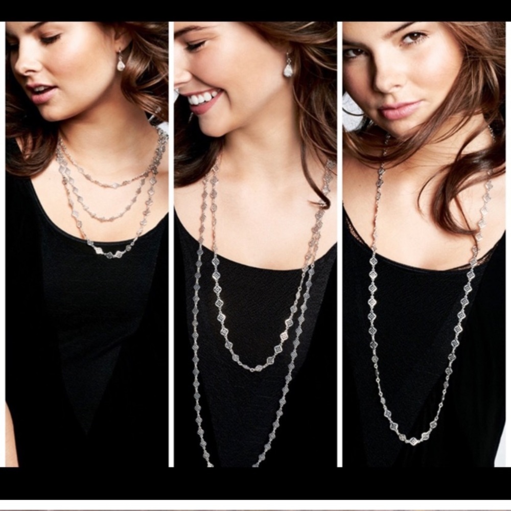 Stella and Dot Silver Devon necklace